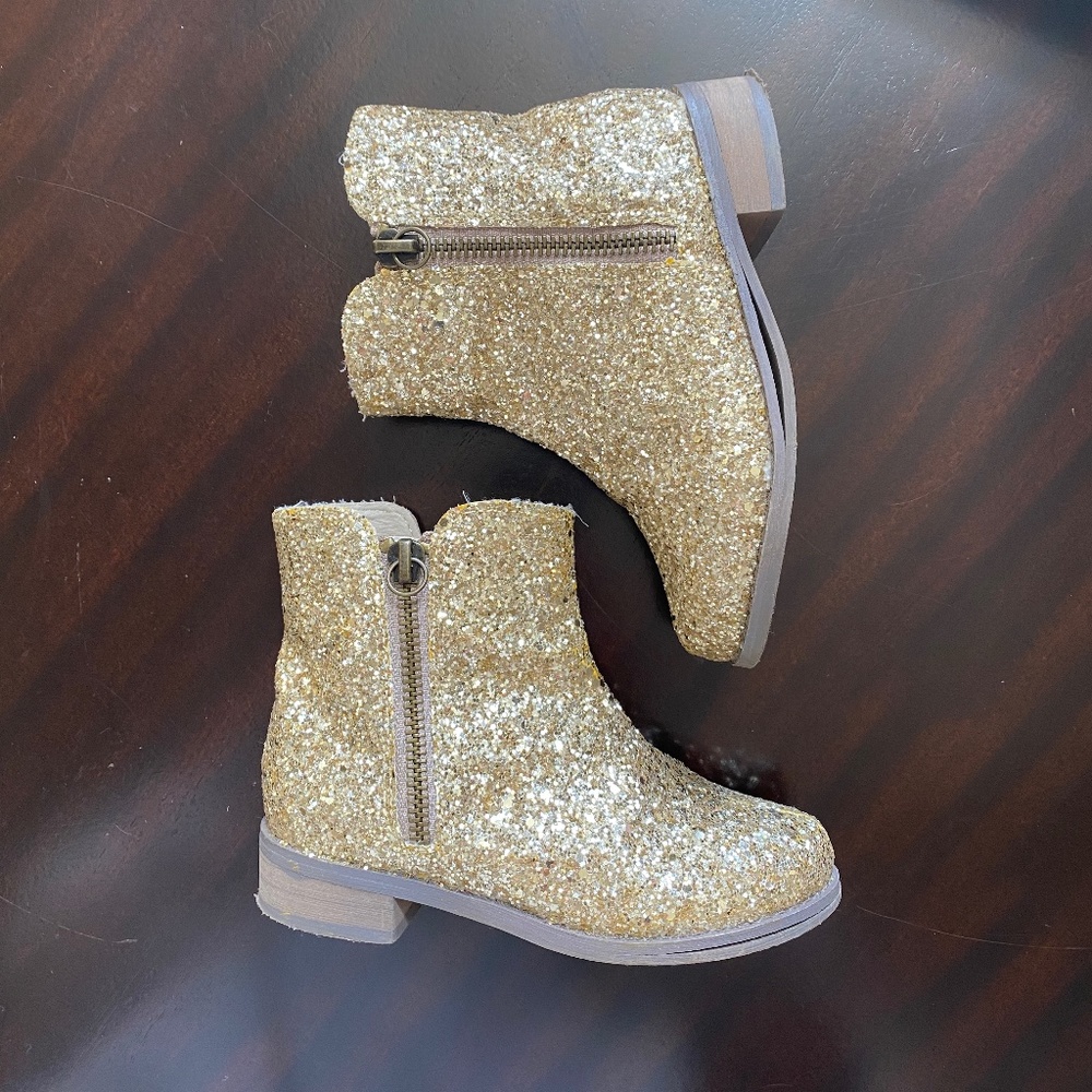 Joyfolie Kaitlin Gold Glitter Ankle Boots 8T